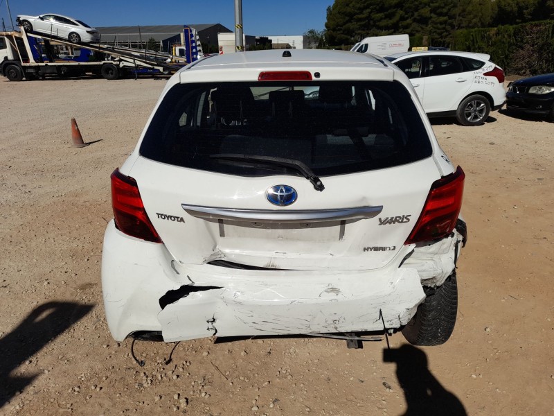 toyota yaris (_p13_) del año 2016