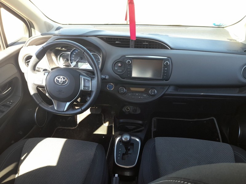toyota yaris (_p13_) del año 2016