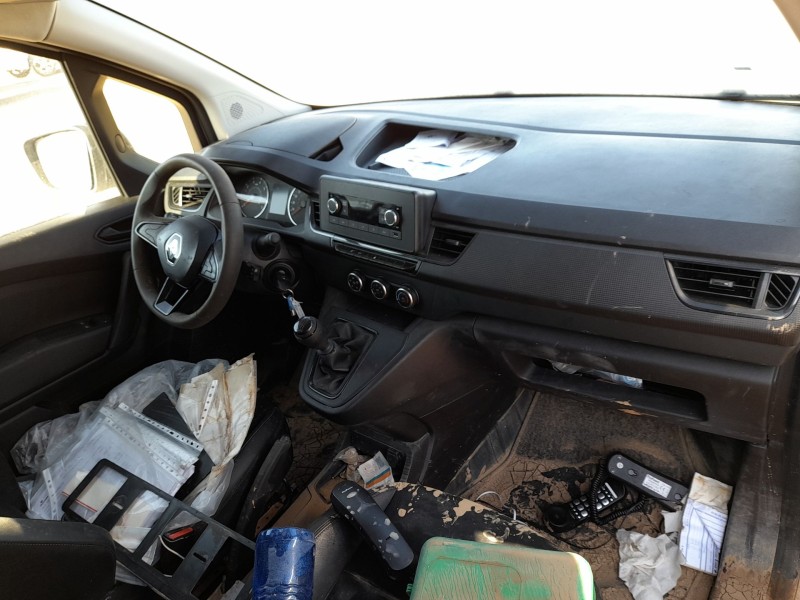 renault kangoo iii furgoneta/monovolumen del año 2023