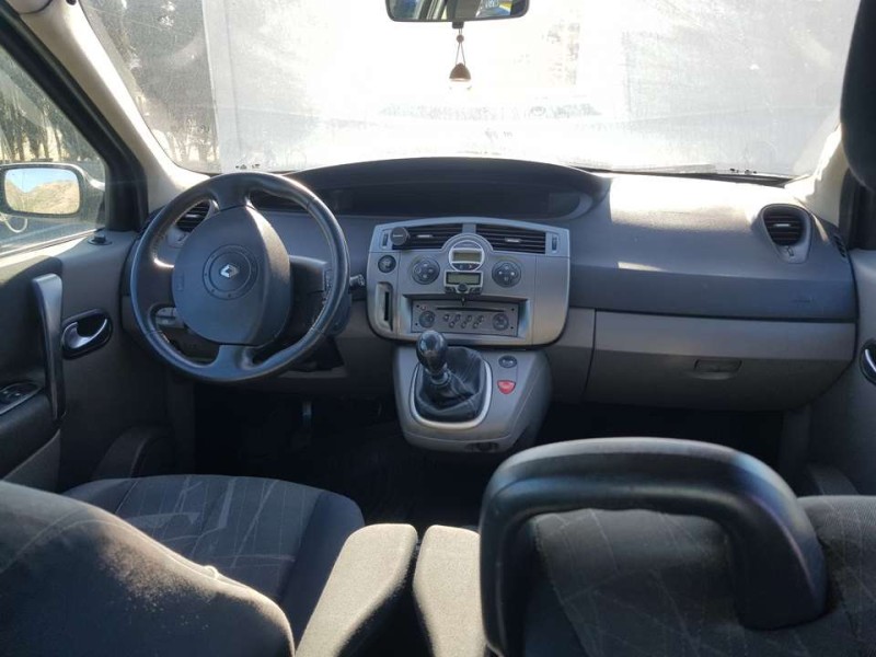 renault scenic ii del año 2005