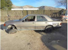 MERCEDES-BENZ CLASE E (W124) BERLINA