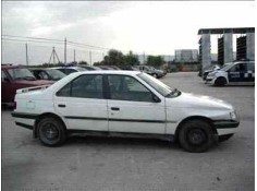 PEUGEOT 405 BERLINA