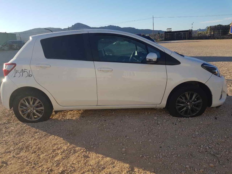 toyota yaris del año 2018