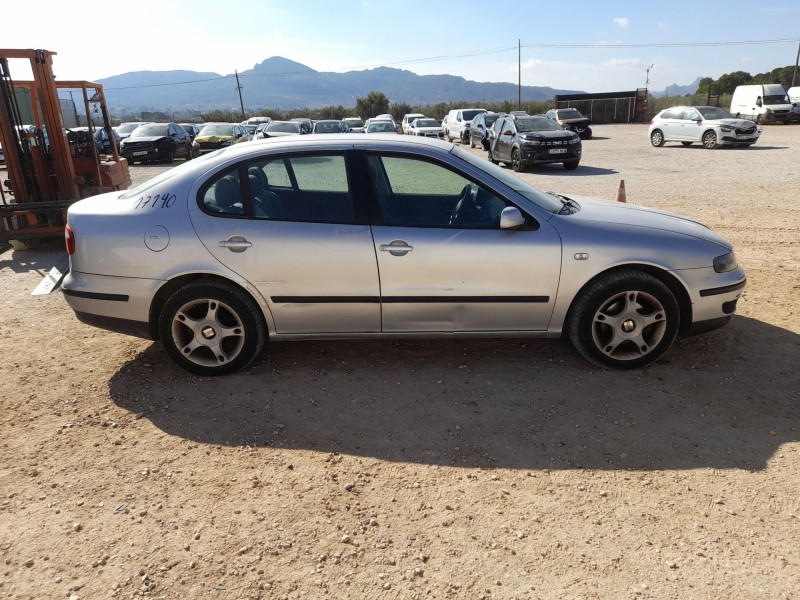 seat toledo ii (1m2) del año 2000