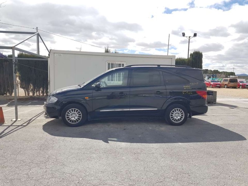 ssangyong rodius del año 2010