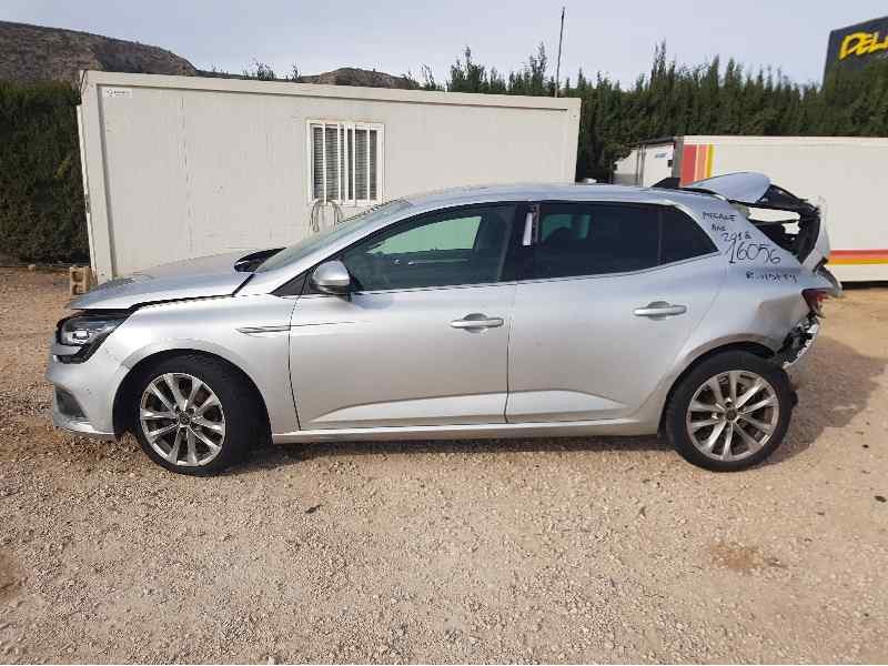 renault megane iv berlina 5p del año 2018