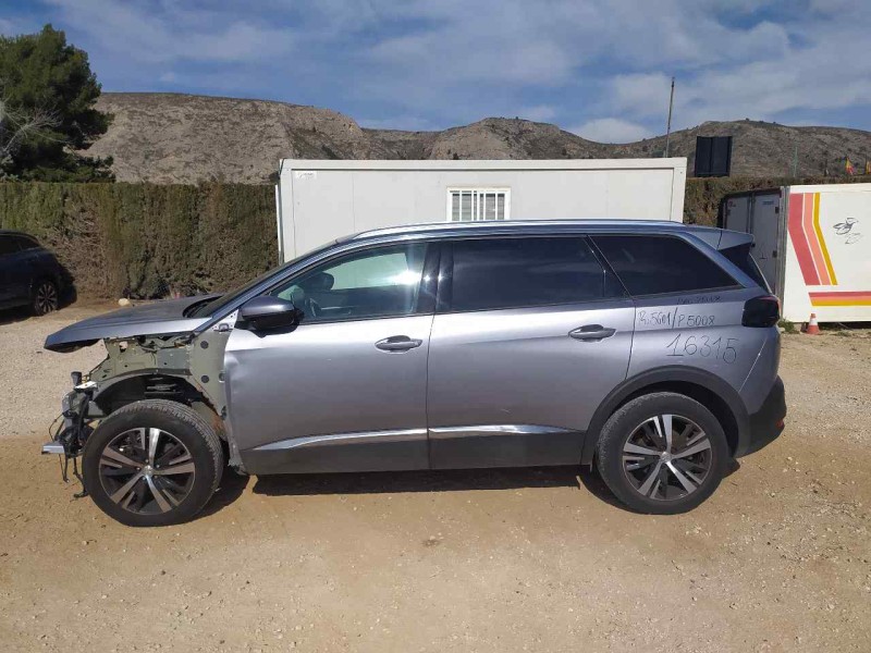 peugeot 5008 del año 2018