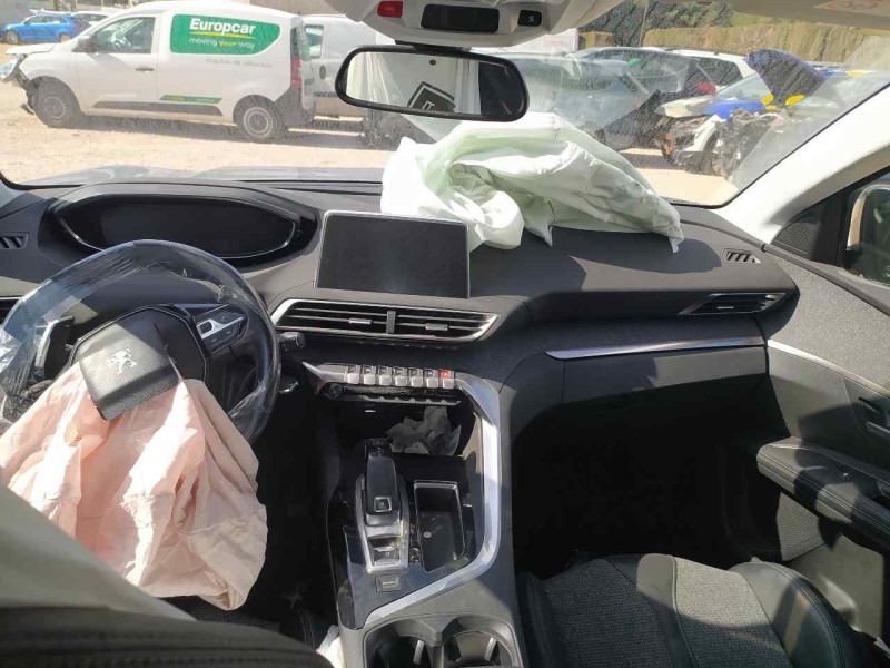 peugeot 5008 del año 2018