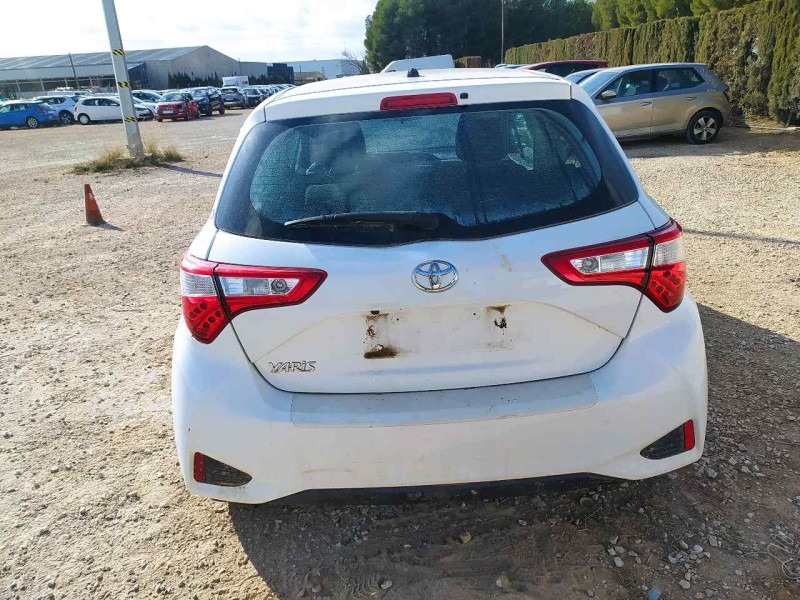 toyota yaris del año 2017