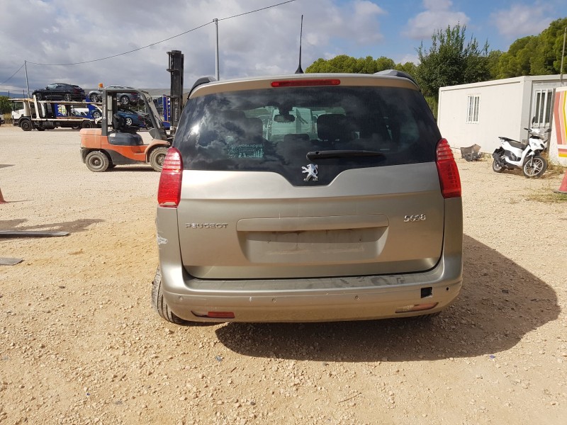 peugeot 5008 (0u_, 0e_) del año 2011
