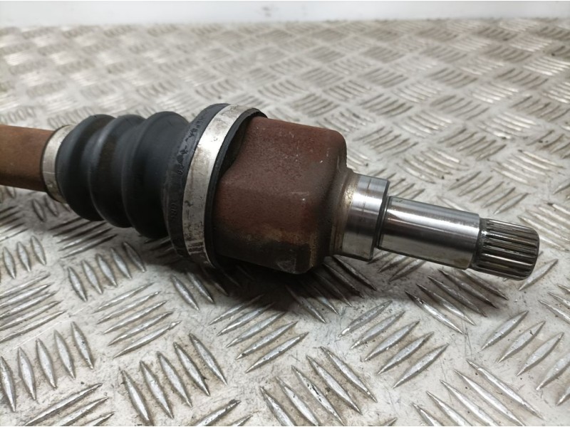 Recambio de transmision delantera izquierda para peugeot 206 berlina xr referencia OEM IAM 9630767080  