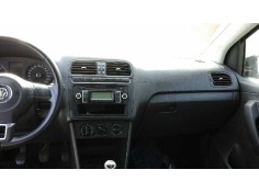 VOLKSWAGEN POLO (6R1)