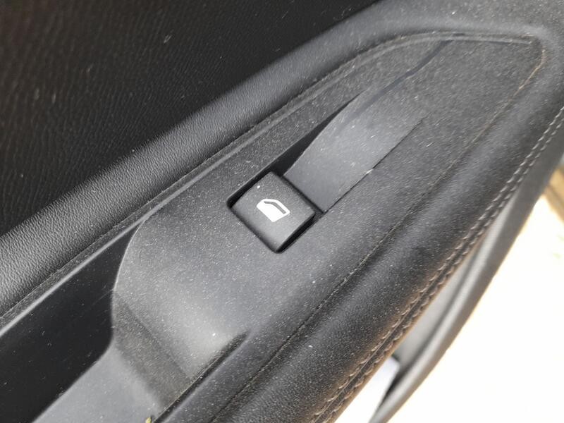 Recambio de mando elevalunas trasero izquierdo para peugeot 5008 ii (mc_, mj_, mr_, m4_) 1.2 (mrhnyh, mrhnyw, mrhnsj, mrhnsu, mr