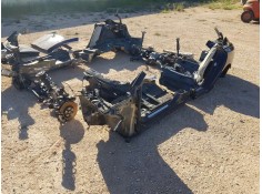 AUDI A6 BERLINA (4A2)