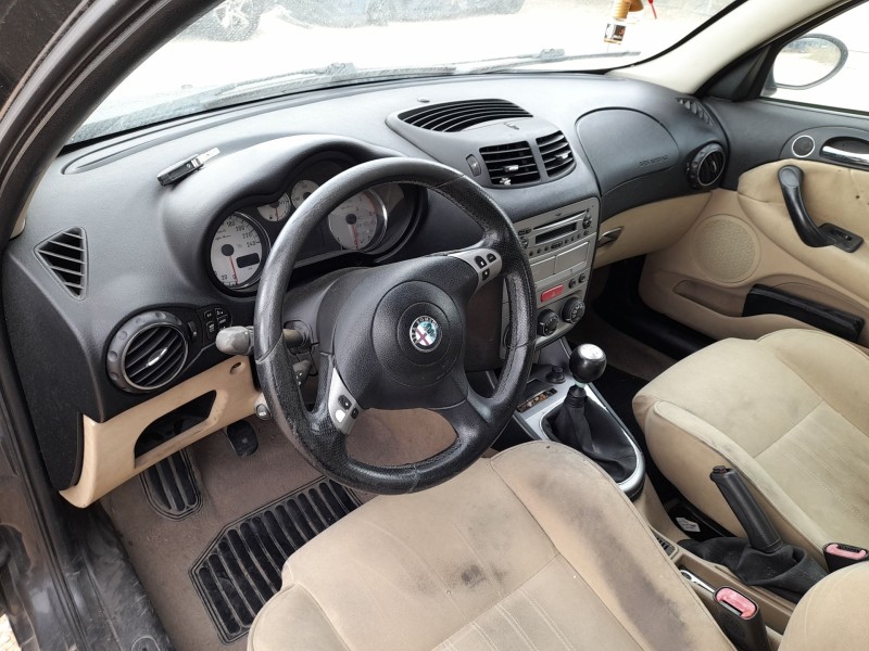 alfa romeo 147 (937_) del año 2008