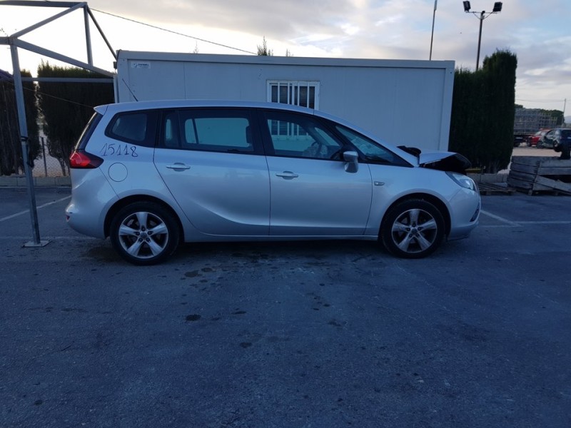 opel zafira tourer del año 2015