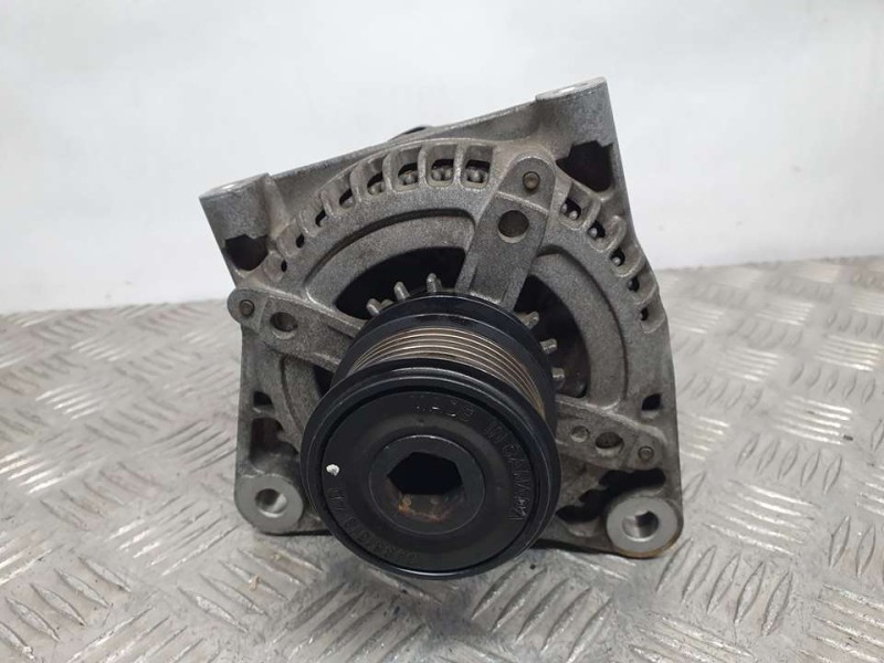 Recambio de alternador para chrysler voyager (rg) 2.5 crd se referencia OEM IAM 04868429AD 4210000083 DENSO