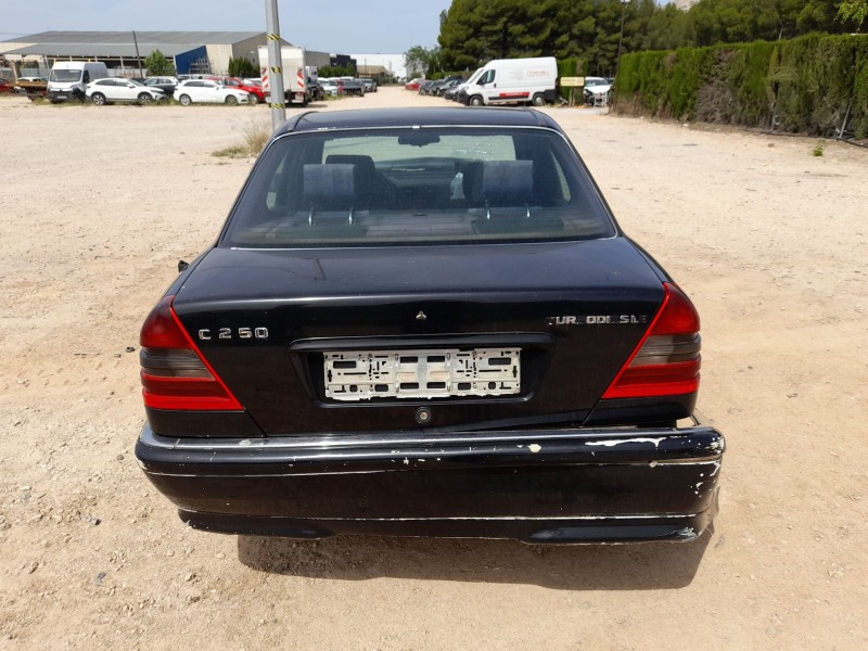 mercedes-benz clase c (w202) del año 2000