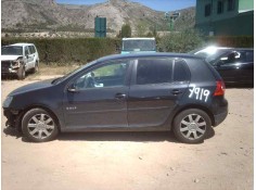 VOLKSWAGEN GOLF V BERLINA (1K1)