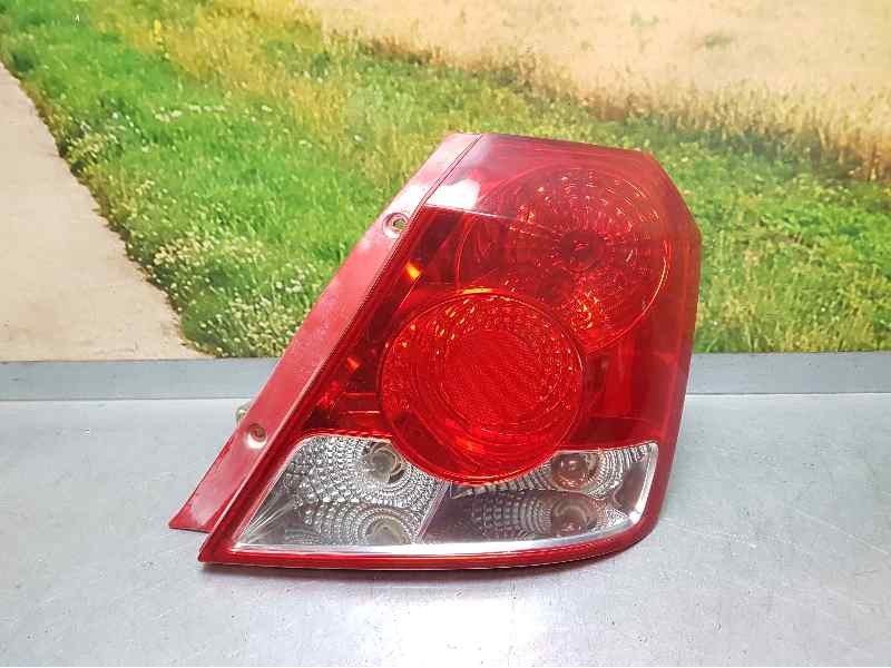 Recambio de piloto trasero derecho para daewoo kalos 1.4 se referencia OEM IAM   