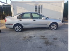 VOLVO S40 BERLINA