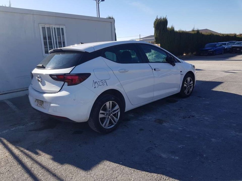 opel astra k lim. 5türig del año 2018
