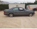 mercedes-benz clase e (w210) berlina del año 2001