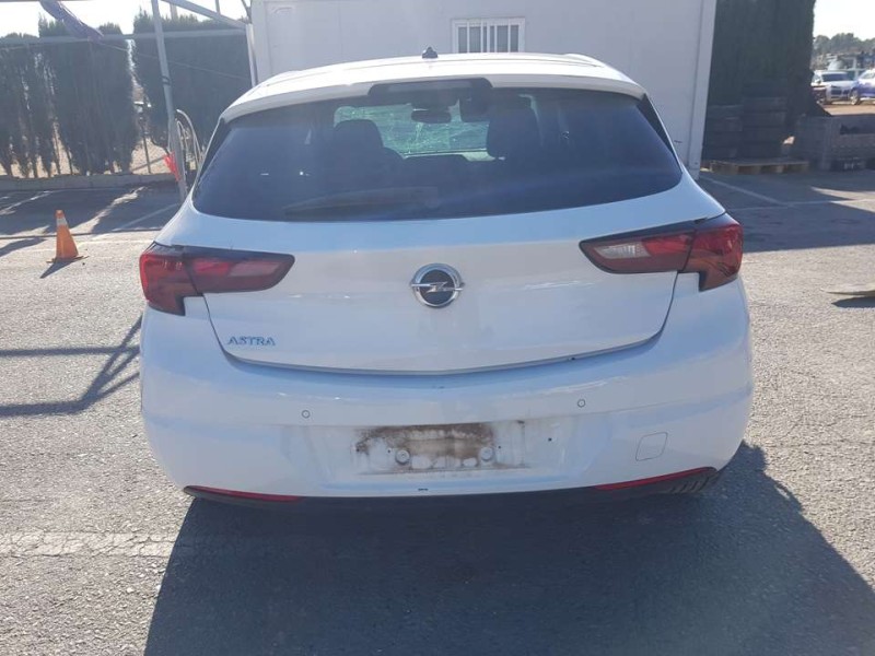 opel astra k lim. 5türig del año 2018