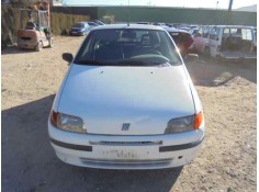 FIAT PUNTO BERLINA (176)