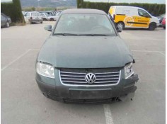 VOLKSWAGEN PASSAT BERLINA (3B3)