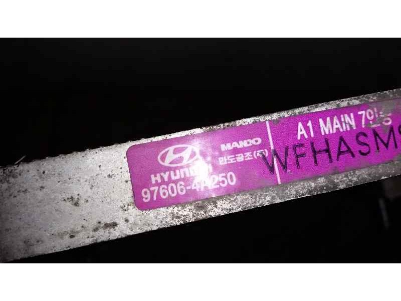 Recambio de condensador / radiador aire acondicionado para hyundai h 1 h 1 furg.caja cerr.c. puerta referencia OEM IAM 976064A25