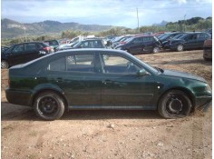 SKODA OCTAVIA BERLINA (1U2)