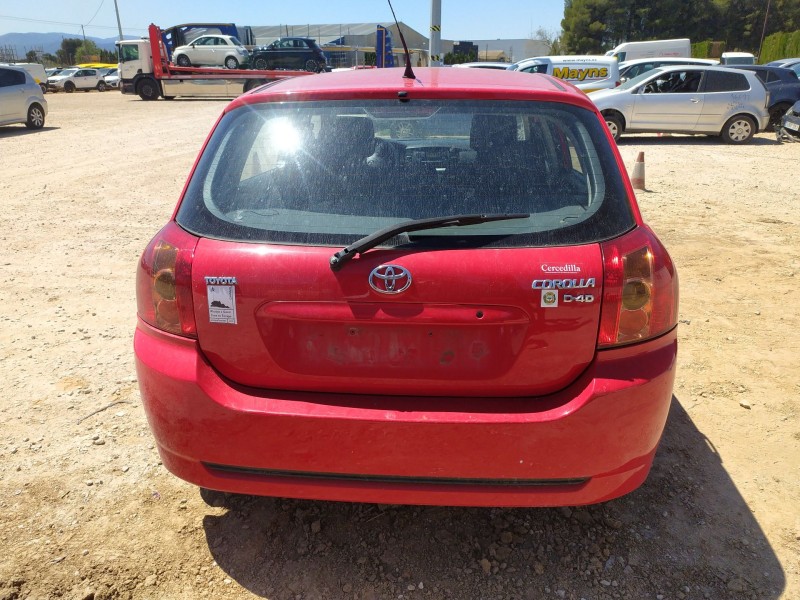 toyota corolla (_e12_) del año 2005