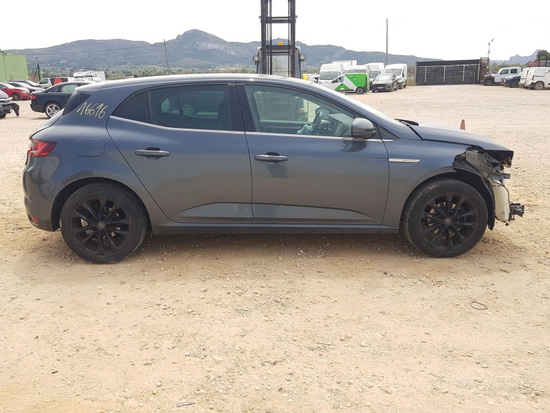 renault megane iv hatchback (b9a/m/n_) del año 2017