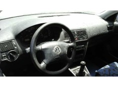 VOLKSWAGEN GOLF IV BERLINA (1J1)