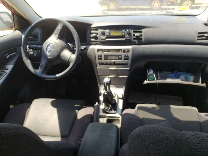 toyota corolla (_e12_) del año 2005