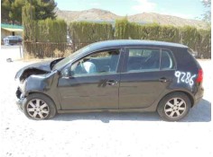 VOLKSWAGEN GOLF V BERLINA (1K1)