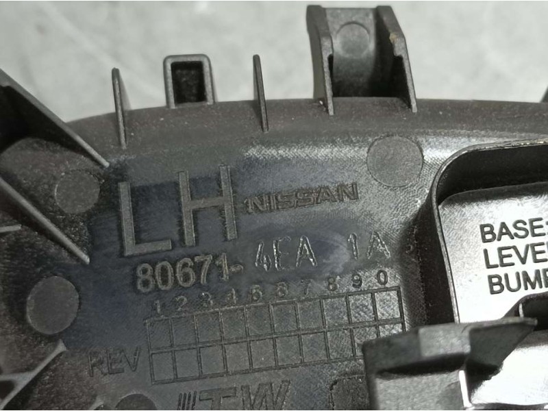 Recambio de maneta interior delantera izquierda para nissan qashqai (j11) acenta referencia OEM IAM 806716EA1A  