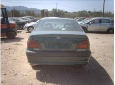 TOYOTA AVENSIS BERLINA (T 22)