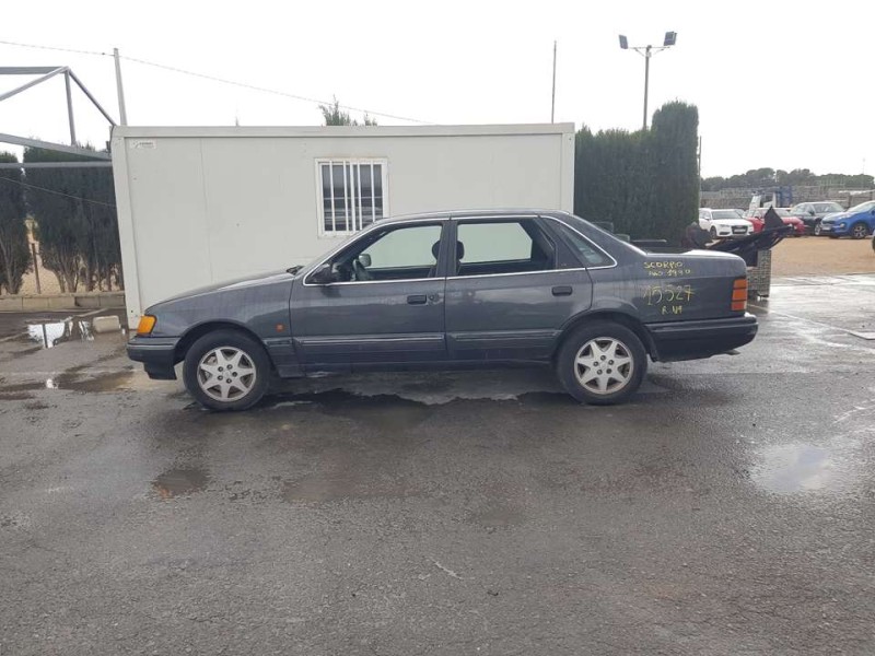 ford scorpio del año 1990