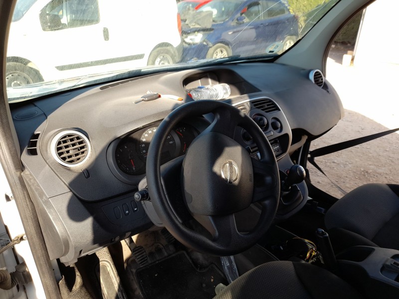 nissan nv250 furgoneta (x61) del año 2022