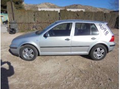 VOLKSWAGEN GOLF IV BERLINA (1J1)