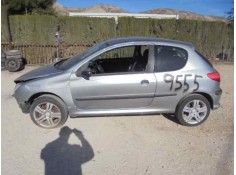 PEUGEOT 206 BERLINA