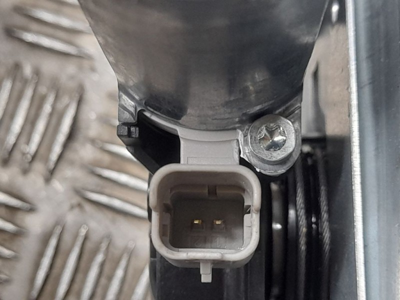 Recambio de elevalunas delantero derecho para citroën c3 live referencia OEM IAM 9813093180  ELECTRICO 2 PINES