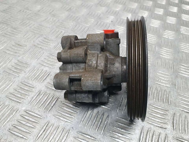 Recambio de bomba direccion para chrysler voyager (rg) 2.5 crd se referencia OEM IAM 4743974AB  