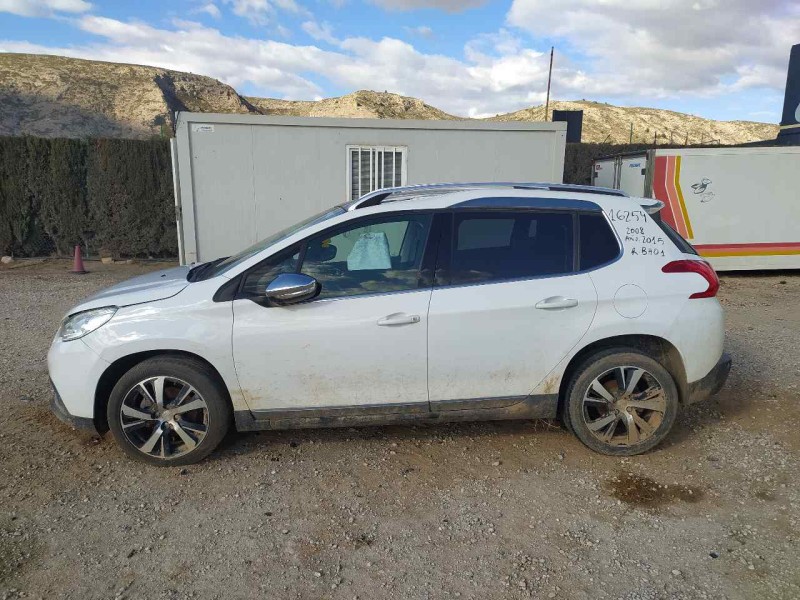 peugeot 2008 (--.2013) del año 2015