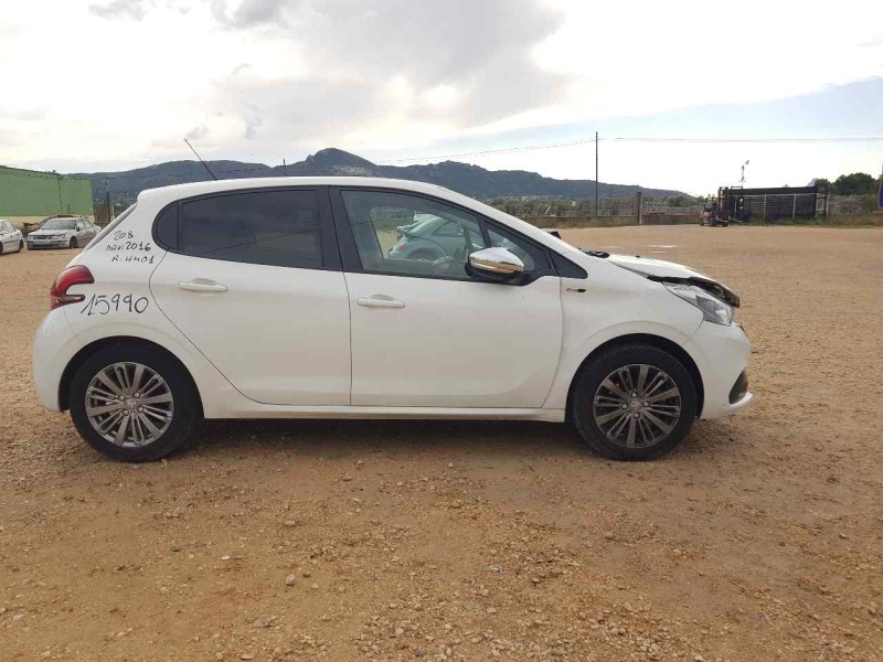 peugeot 208 del año 2016