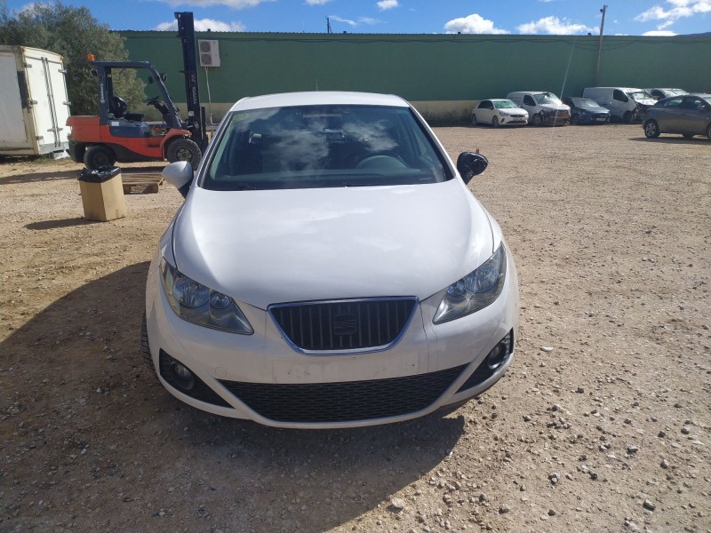 seat ibiza (6j5) del año 2011