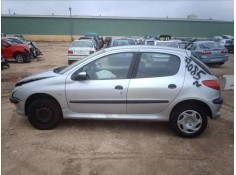 PEUGEOT 206 BERLINA
