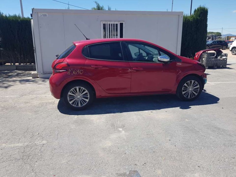 peugeot 208 del año 2018